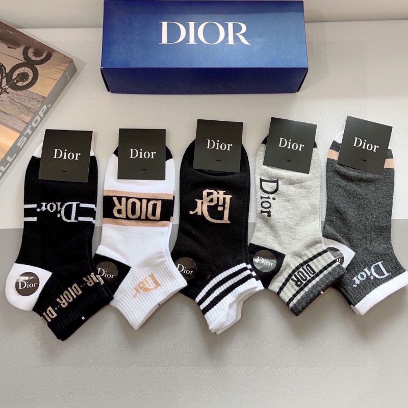 DIOR